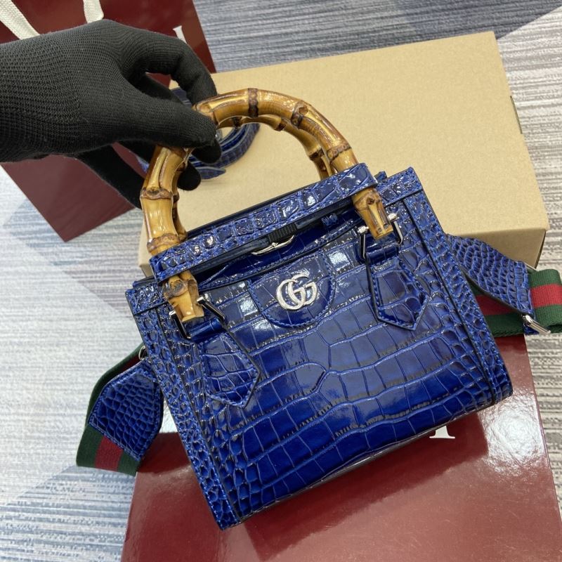 Gvc*1 tote bags